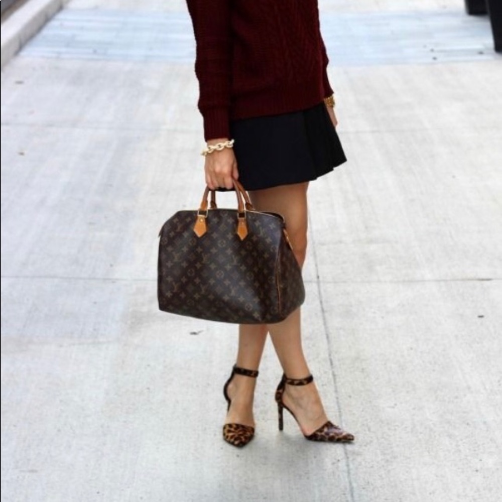 Authentic LOUIS Vuitton Speedy 35